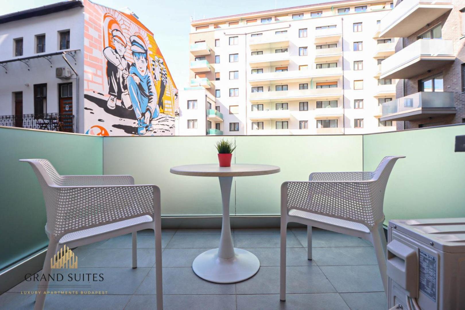 Grand Suites Promenade Budapeste Exterior foto