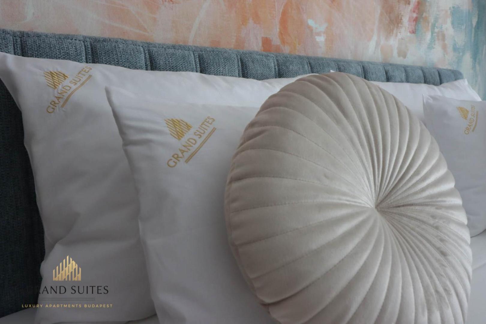 Grand Suites Promenade Budapeste Exterior foto