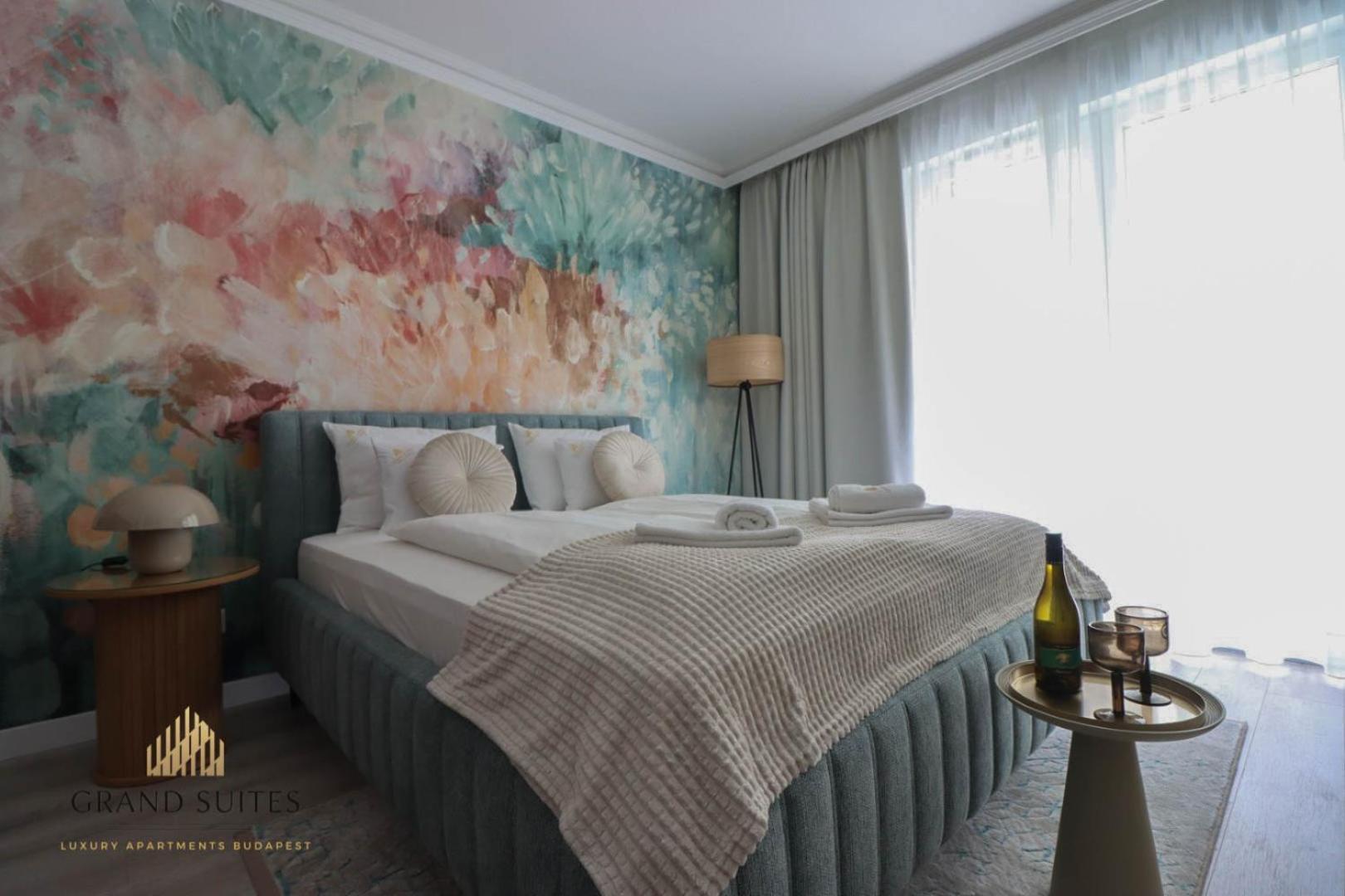 Grand Suites Promenade Budapeste Exterior foto